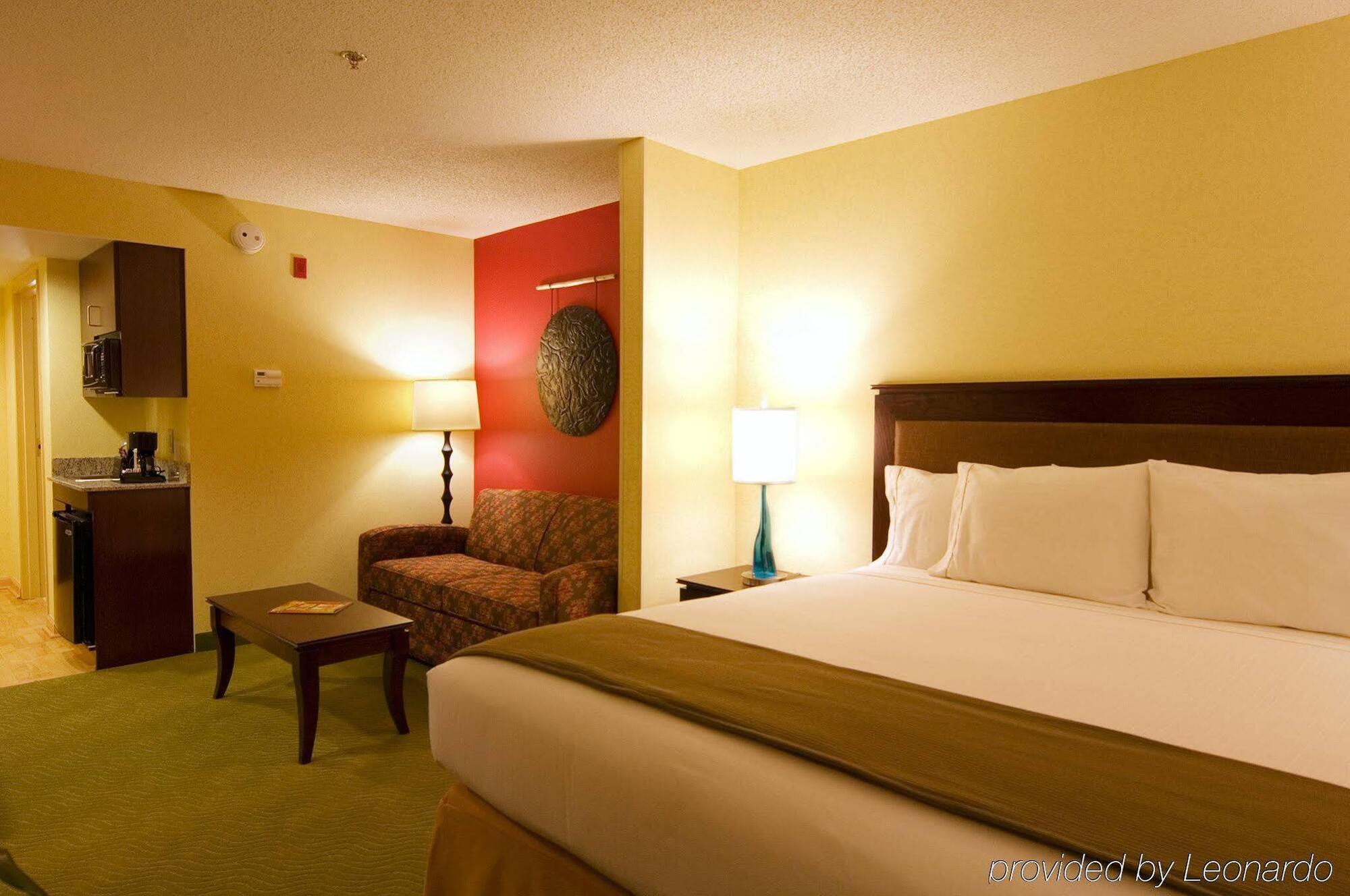 Holiday Inn Express Hotel & Suites Greenville-I-85 & Woodruff Road By Ihg Kültér fotó